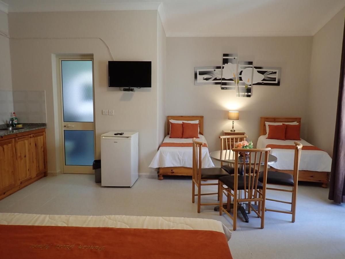 Duncan Guesthouse Marsaxlokk Exterior photo